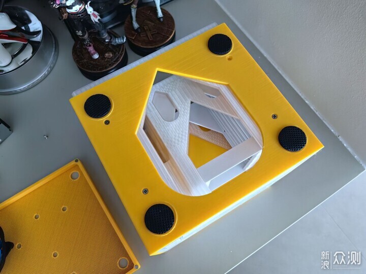 手搓瑪利歐機箱NAS——300元4盤位NAS分享_新浪眾測