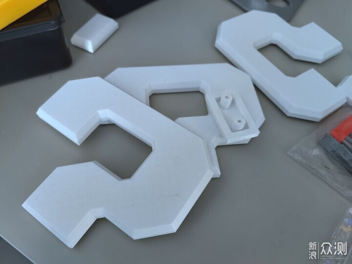 手搓瑪利歐機箱NAS——300元4盤位NAS分享_新浪眾測