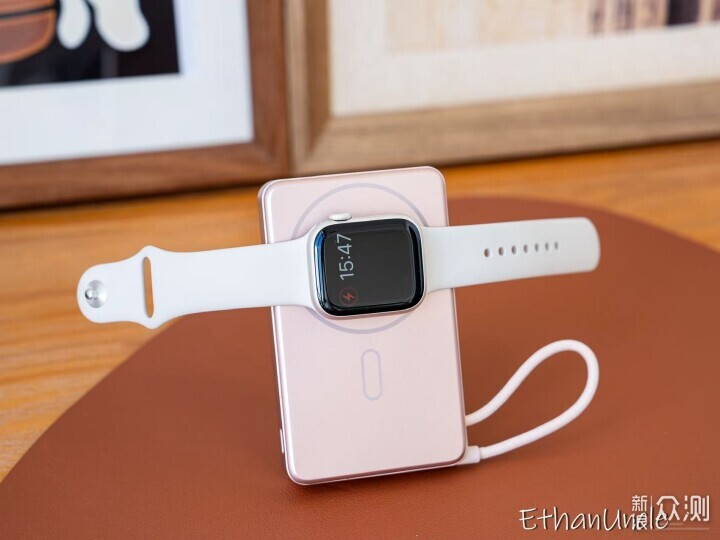 被誇爆的萬能充電寶—idmix 45W四合一充電寶_新浪眾測