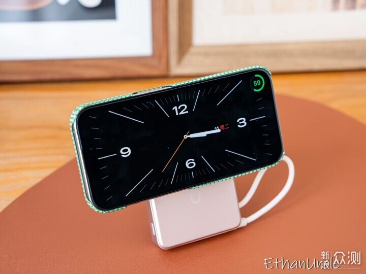 被誇爆的萬能充電寶—idmix 45W四合一充電寶_新浪眾測