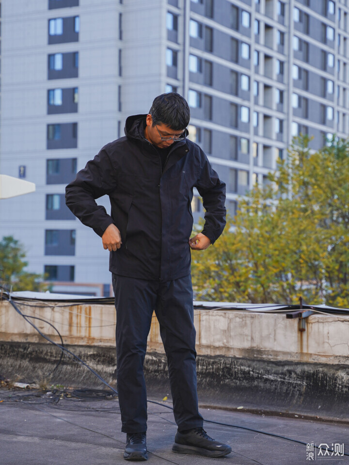 GaKior衝鋒衣測評:非時尚超常規的7防面料!_新浪眾測