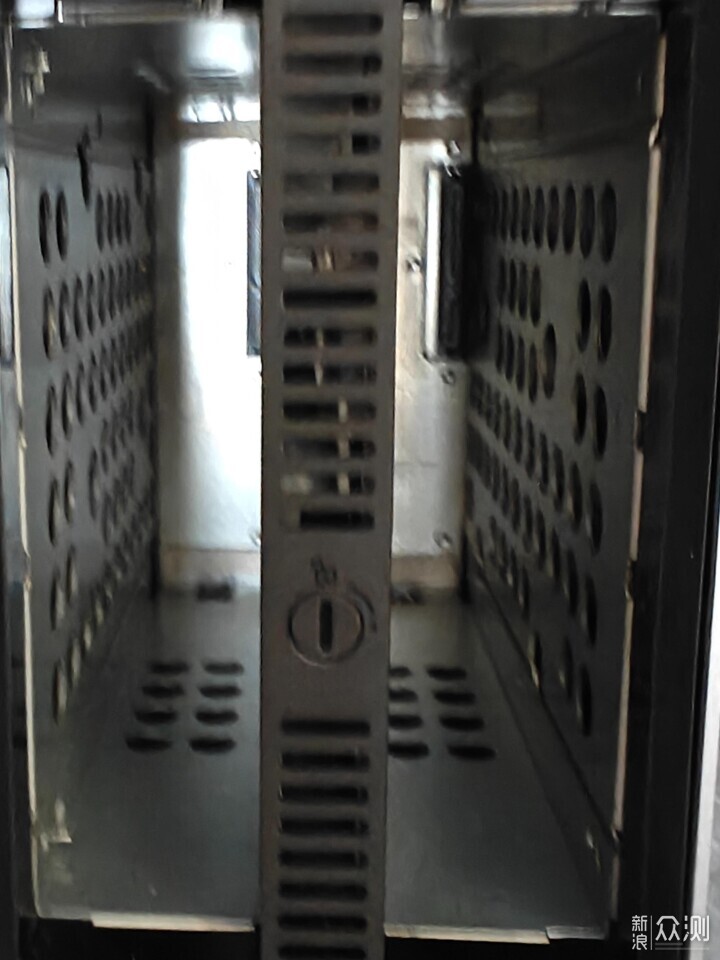 手機秒變海量U盤華為手機與家庭存儲無縫協同_新浪眾測