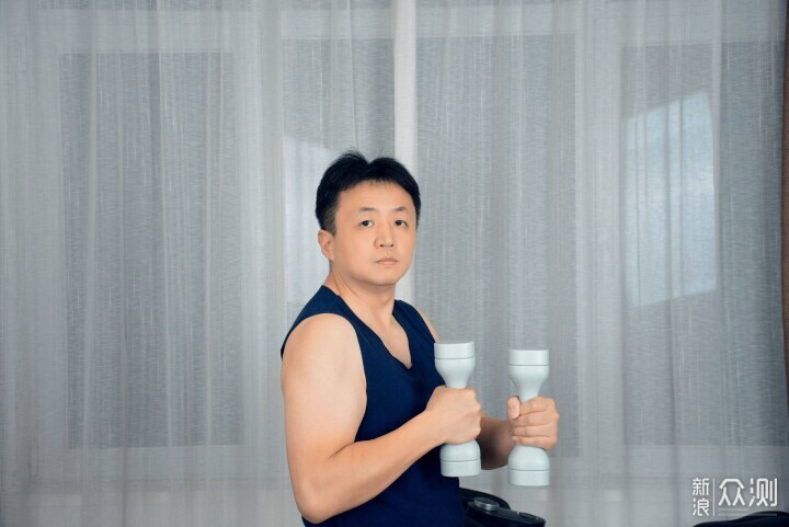 實現訓練可視化:米家智能啞鈴評測_新浪眾測