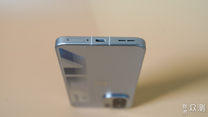 稱職的中端手機王者,7大方位評測一加Ace 6_新浪眾測