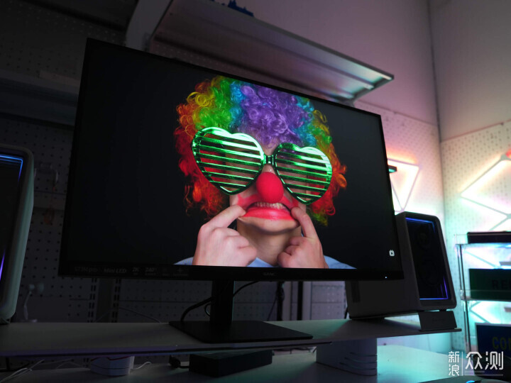 選星艦系列 S73M Pro 顯示屏，不再抓狂！_新浪眾測