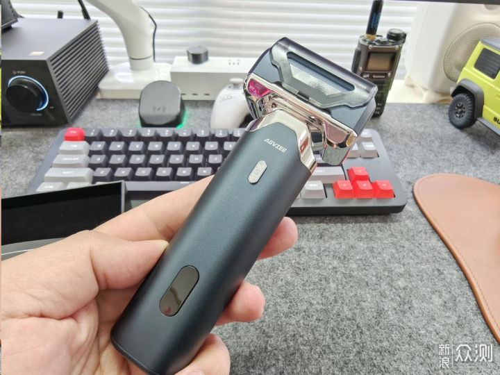 未野MRX剃鬚刀:27000轉剃鬚,五刀頭天花板_新浪眾測