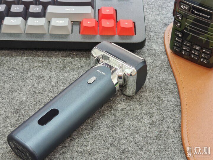 未野MRX剃鬚刀:27000轉剃鬚,五刀頭天花板_新浪眾測