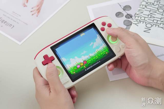 大男孩的復古掌機！AYANEO Pocket AIR Mini_新浪眾測