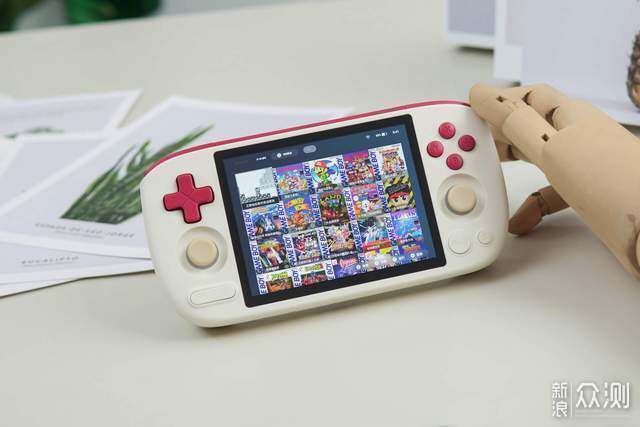 大男孩的復古掌機！AYANEO Pocket AIR Mini_新浪眾測