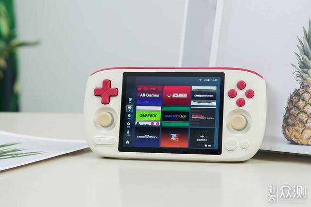 大男孩的復古掌機！AYANEO Pocket AIR Mini_新浪眾測