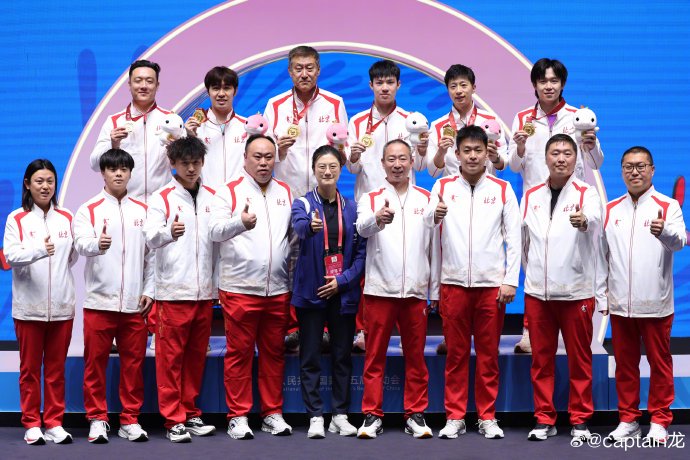 运动员在发布会上的言行，如何塑造中国体育的国际形象？