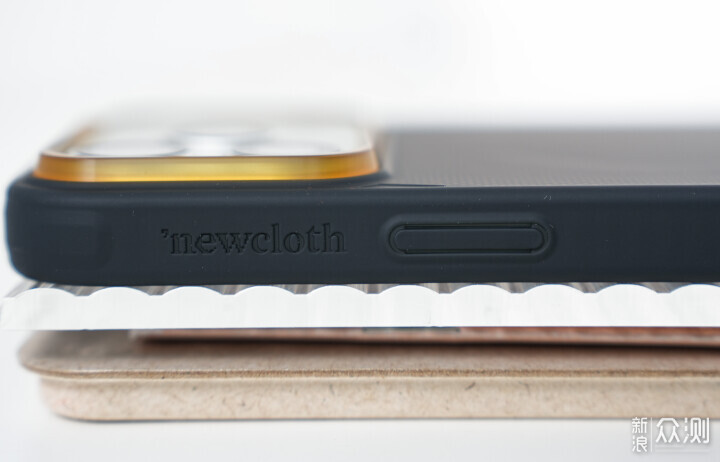 Newcloth火星日落三款手機殼,我幫你試遍了_新浪眾測