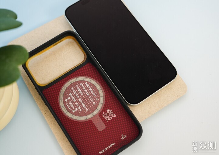 Newcloth火星日落三款手機殼,我幫你試遍了 Newcloth火星日落三款手機殼,我幫你試遍了