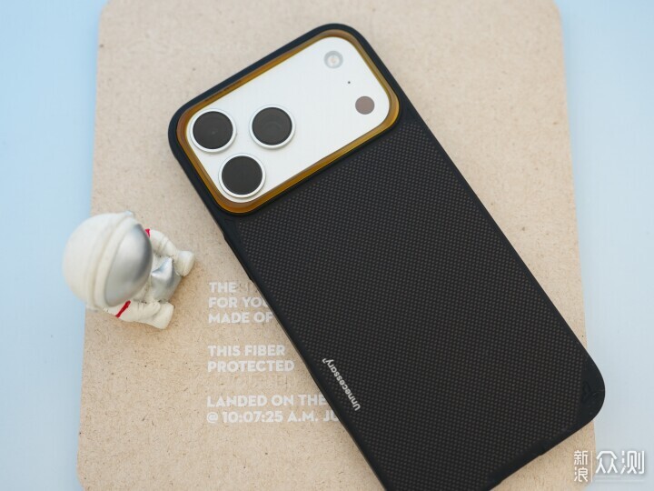 Newcloth火星日落三款手機殼,我幫你試遍了_新浪眾測