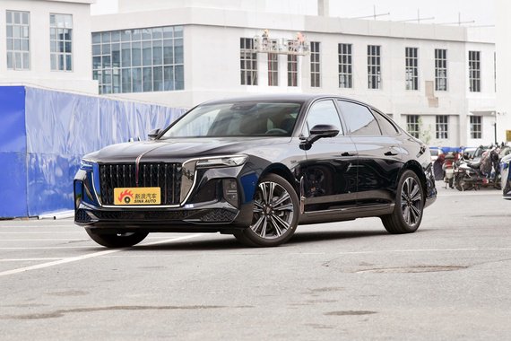 红旗H9够狠，这车最高直降8.68万，买竞品的都后悔了！