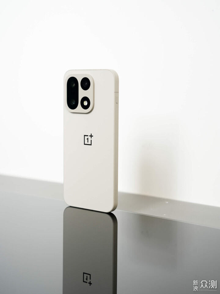 一加15跟iQOO 15究竟哪個更值得？