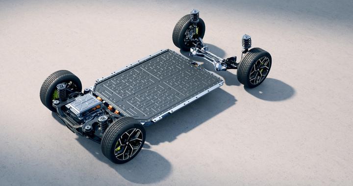 深蓝L06广州车展亮相：5.9秒破百+可调尾翼，限时售价13.29万起