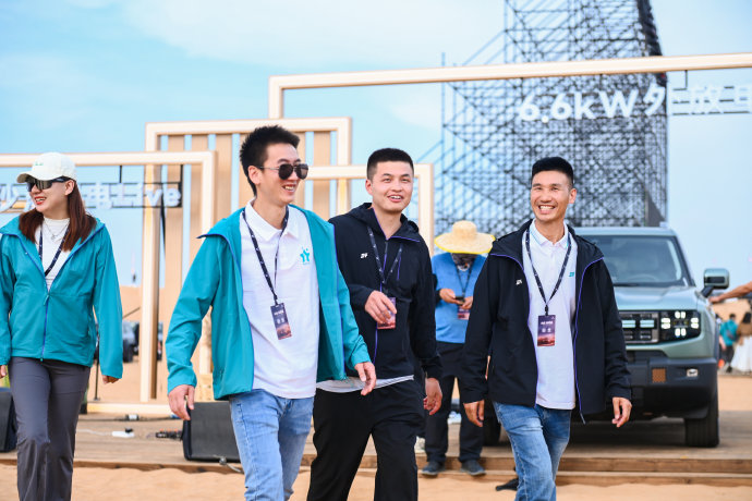 方盒子越野车从小众到爆款，场景化创新如何催生全新汽车消费生态？