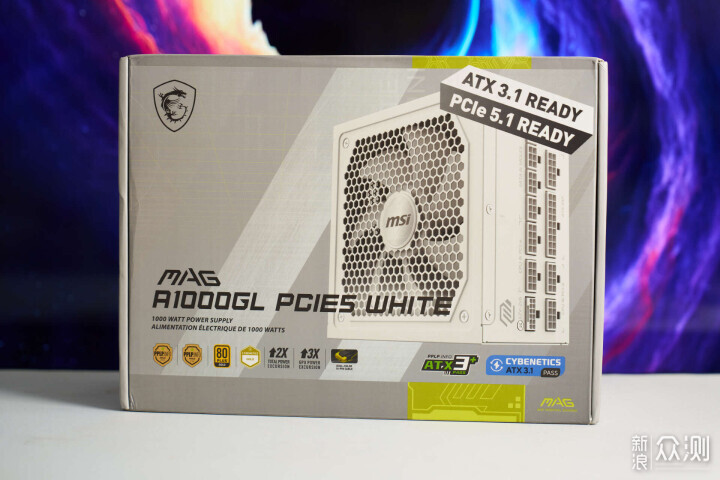 純白戰神・全家桶核心！微星 X870E 刀鋒鈦_新浪眾測