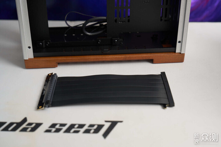 ITX 小鋼炮：千元神U230F + 銘瑄 H810ITX裝機_新浪眾測