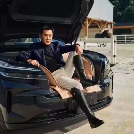 广州国际车展上，乐道汽车旗下全新力作L90黑骑士版正式首发上市