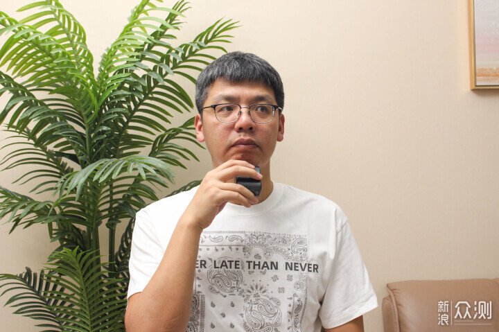 未野往複式剃鬚刀，23000高轉速剃淨無殘留_新浪眾測