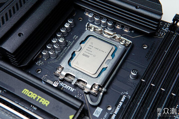 完美搭子，U7 265K+微星B860M MORTAR迫擊炮_新浪眾測