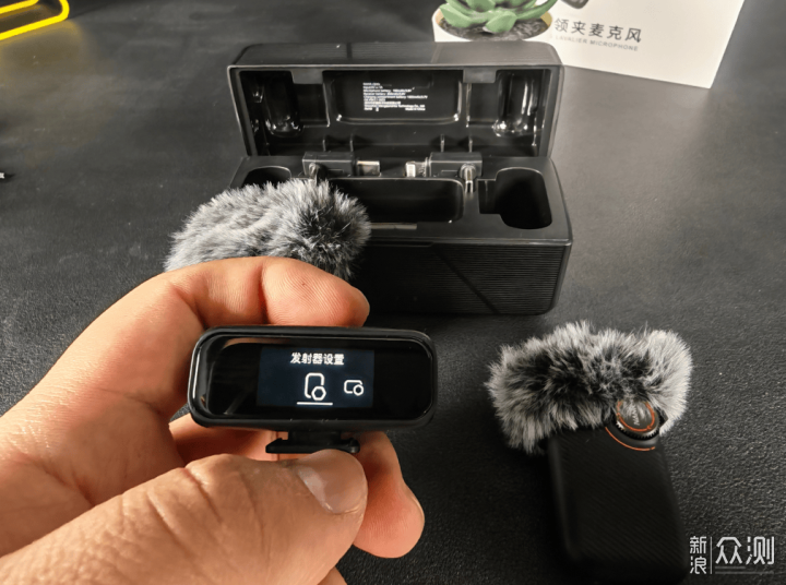 自媒體的好幫手——南卡Qmic領夾麥克風體驗 _新浪眾測