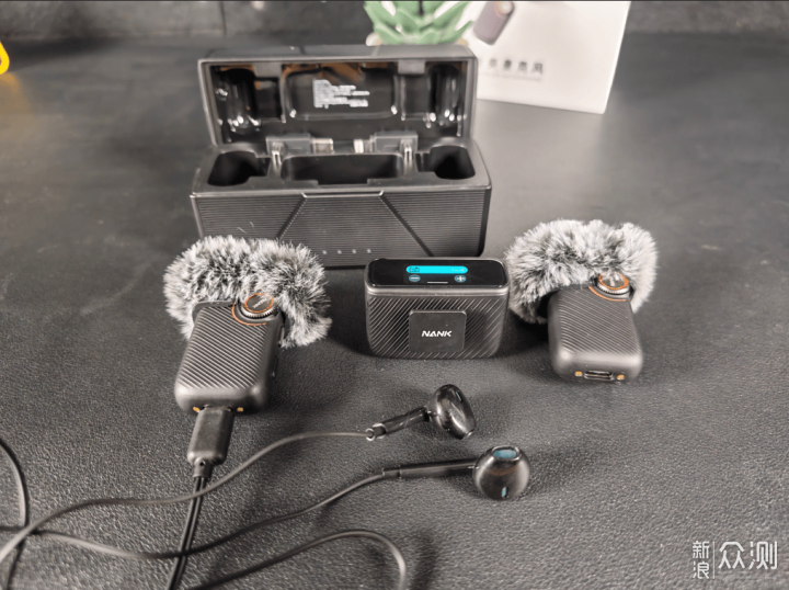 自媒體的好幫手——南卡Qmic領夾麥克風體驗 _新浪眾測