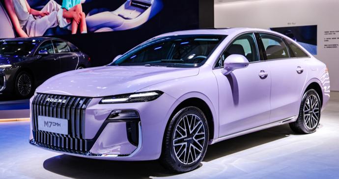 十年布局终落地 荣威携豆包AI重返主流赛道