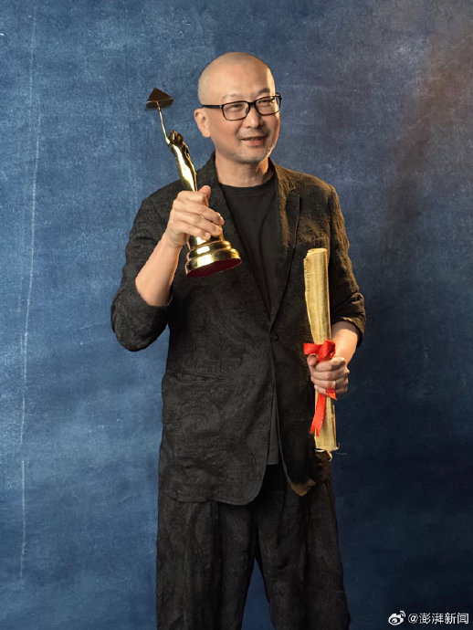 管虎成为首位中国导演获开罗终身成就奖，这对提升中国文化全球影响力有何深远意义？