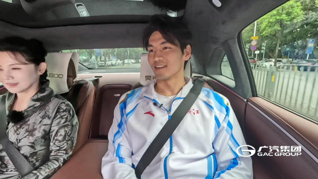 徐嘉余说比赛前20岁比完赛30岁