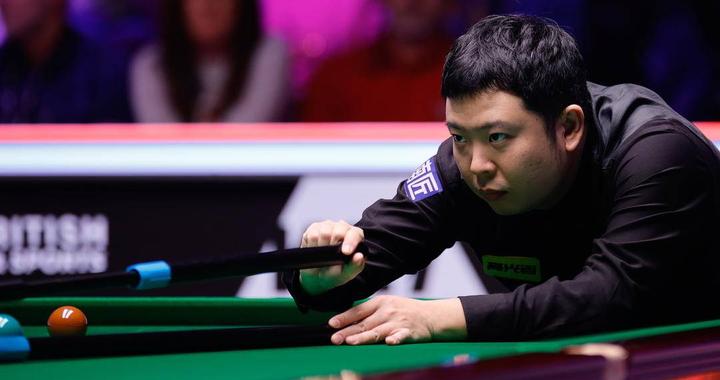 赵心童遭丁俊晖“师弟”淘汰，斯诺克英锦赛八强出炉