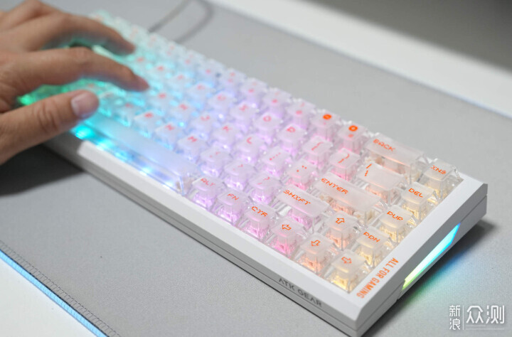 想試試磁軸的“快”，這把鍵盤就是答案_新浪眾測