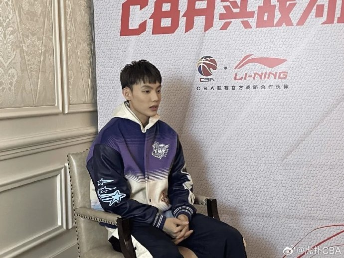 徐杰18+8领衔新星崛起，00后球员真能扛起CBA后易建联时代大旗？