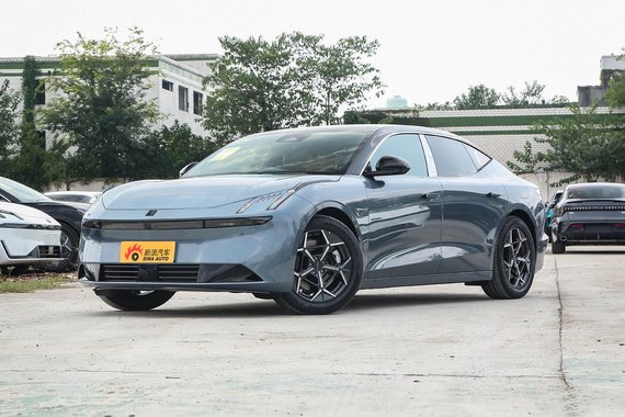 明明可以靠颜值却非要靠价格实力，领克Z10全国17.36万起