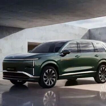 五菱也造大车！首款中大型SUV官图发布