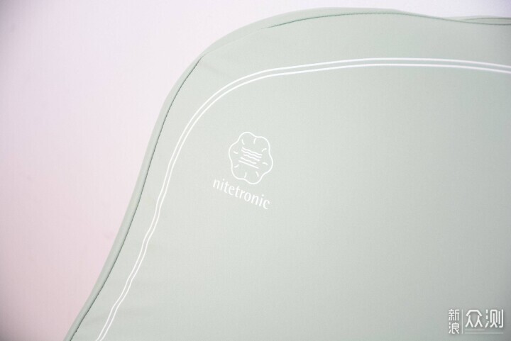 早晨的脖子,緊繃感被帶走了!添眠荷葉護頸枕_新浪眾測