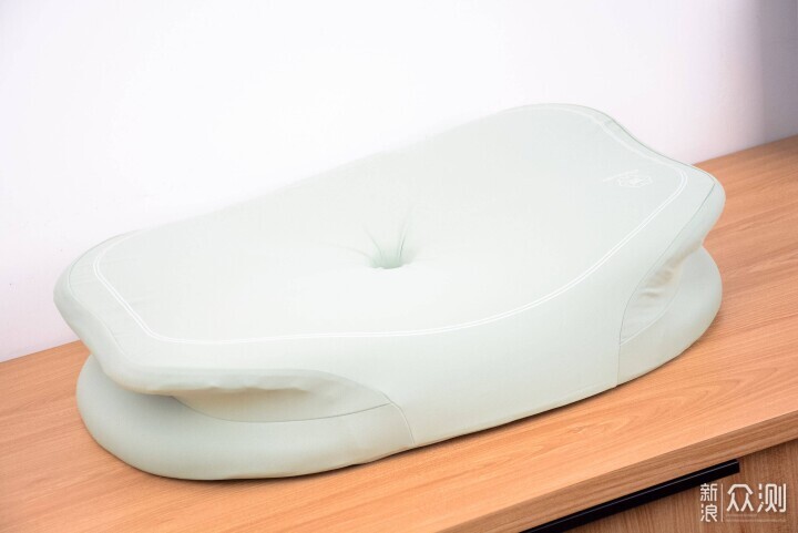 早晨的脖子,緊繃感被帶走了!添眠荷葉護頸枕_新浪眾測