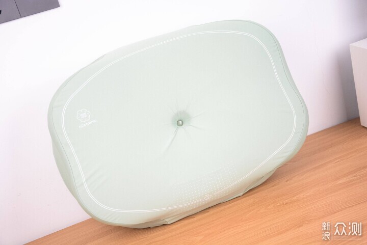 早晨的脖子,緊繃感被帶走了!添眠荷葉護頸枕_新浪眾測