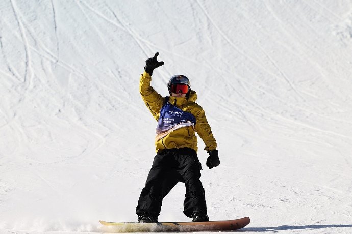 苏翊鸣领衔背靠背夺冠背后，中国雪上军团崛起释放哪些新信号？