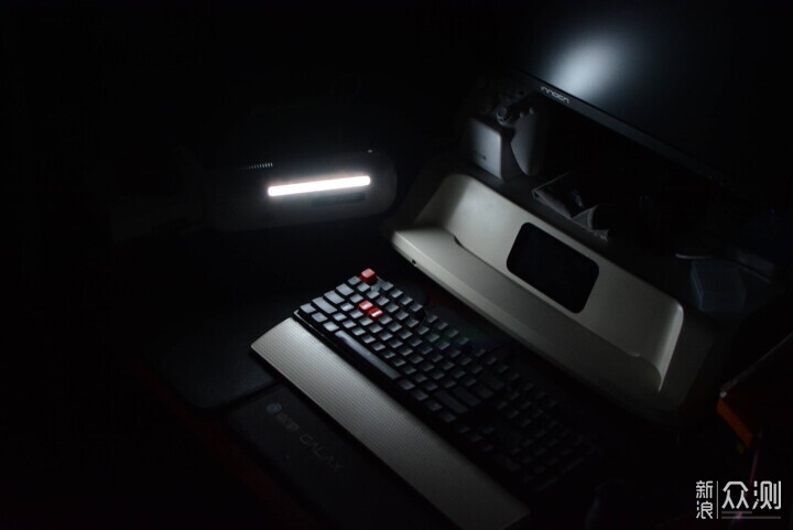 杜絕衣櫃黴菌異味!浦爾樂衣物除菌護理機評測_新浪眾測