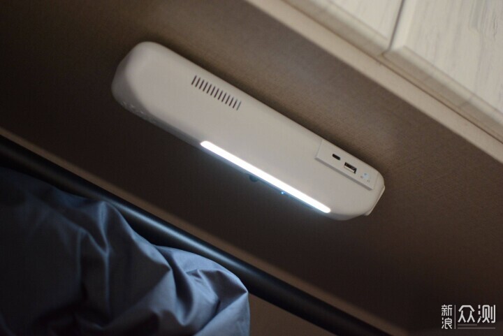 杜絕衣櫃黴菌異味!浦爾樂衣物除菌護理機評測_新浪眾測