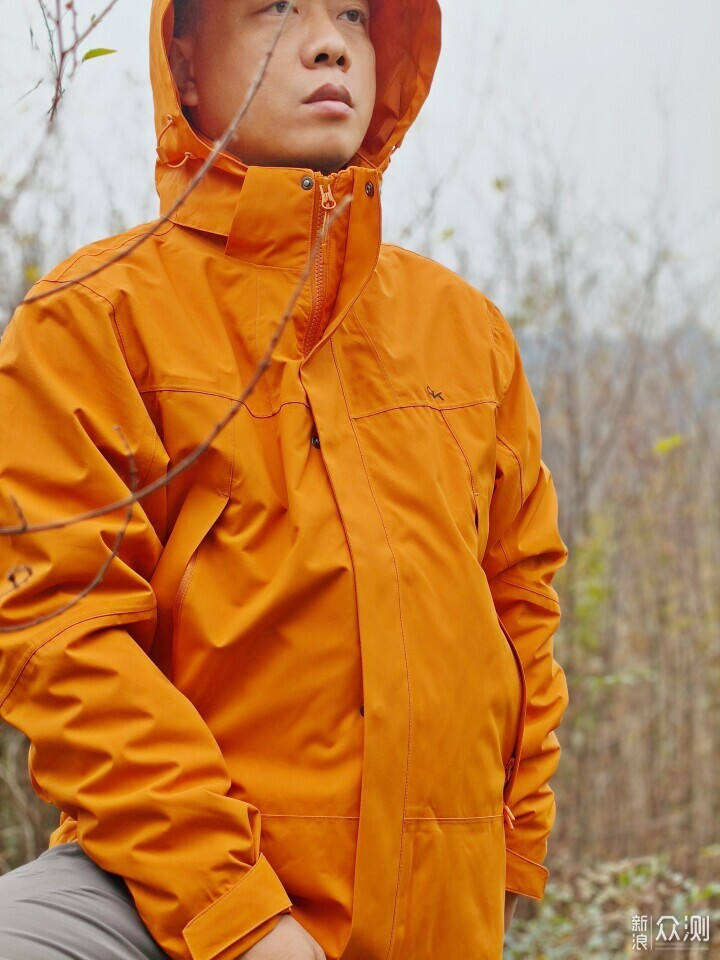 始祖鳥平替界戰鬥機!GaKior戶外衝鋒衣實測_新浪眾測