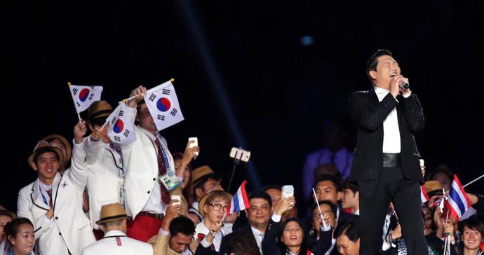 韩国艺人“鸟叔”被警方强制调查