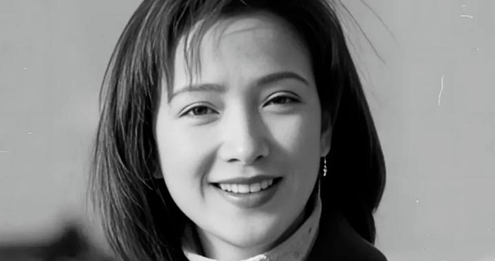 “何晴告别仪式”不公开对外吊唁，仅直系亲属与生前至交参加，亦不设公众送别环节