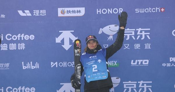 历经伤病与质疑，第19次夺得世界杯冠军，谷爱凌以更强大的姿态归来