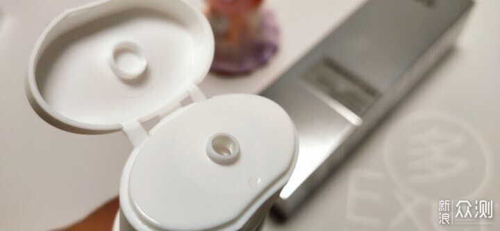 抗衰老卷王!赫徠洗面奶測評_新浪眾測