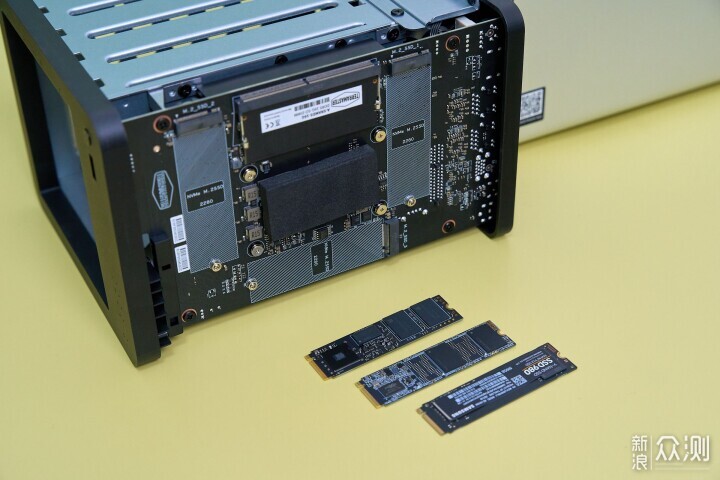 3+4盤位!牙膏踩爆的鐵威馬F4-425Plus_新浪眾測