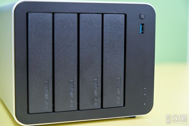 3+4盤位!牙膏踩爆的鐵威馬F4-425Plus_新浪眾測